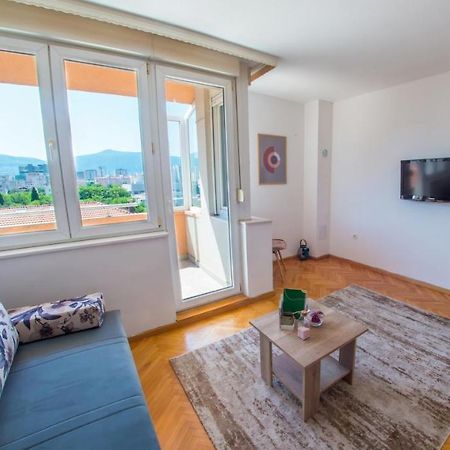 Apartment Sweet Dreams Мостар Екстериор снимка